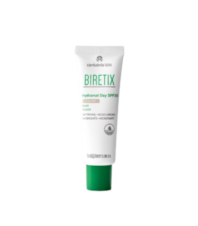 Spalvą suteikiantis fluidas su SPF 30, kuris padeda paslėpti odos trūkumus ir mažina blizgesį.